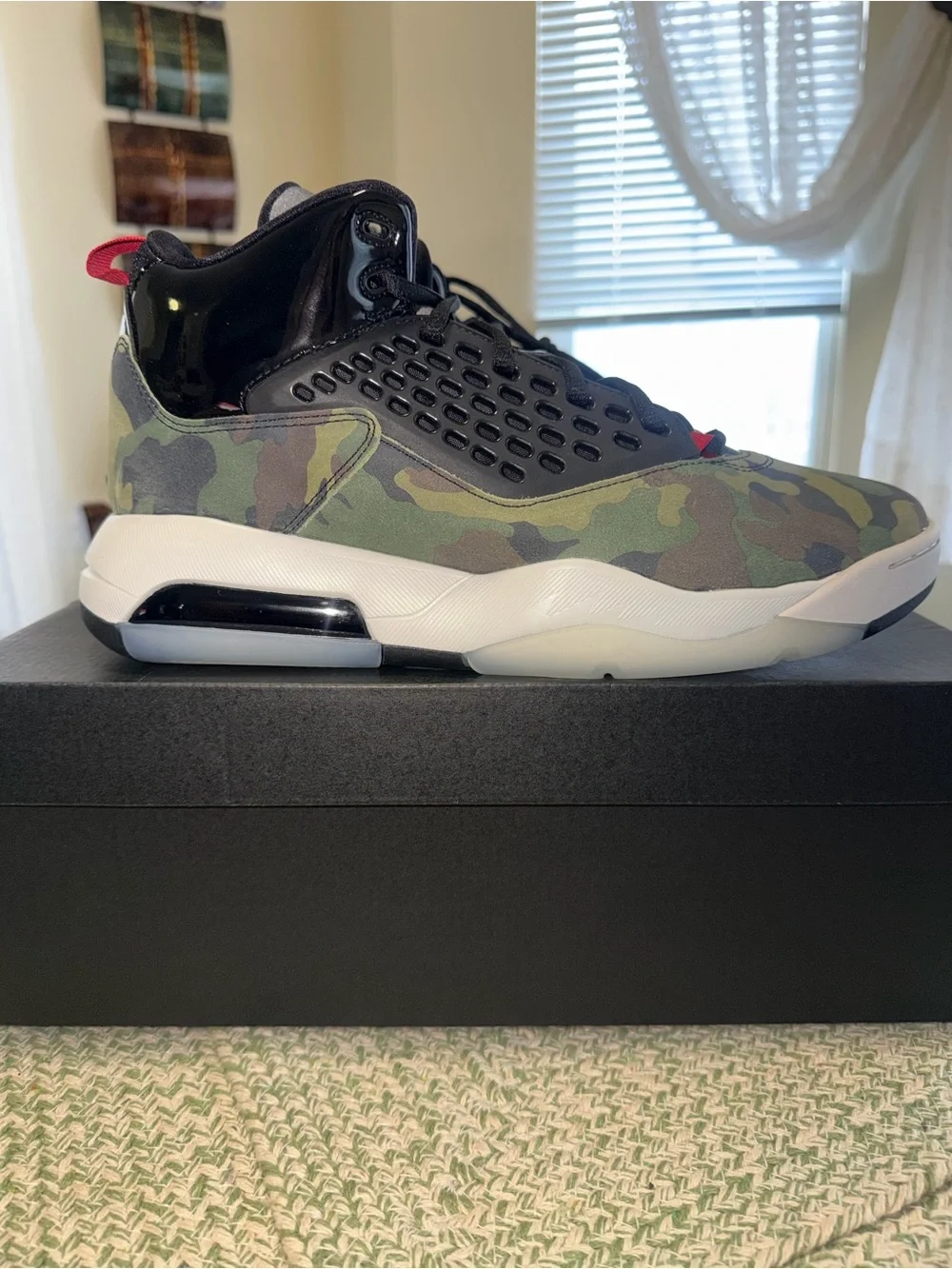 Air Jordan Maxin 200 Men's Camo Black Low-Top Sneakers size 11.5 new!!